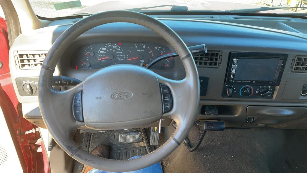 2002 FORD F-350 4 DOOR 4WD PICKUP TRUCK