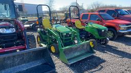 JOHN DEERE 1026R TRACTOR WITH LOADER