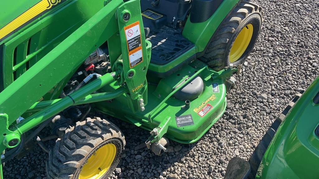 JOHN DEERE 1026R TRACTOR WITH LOADER