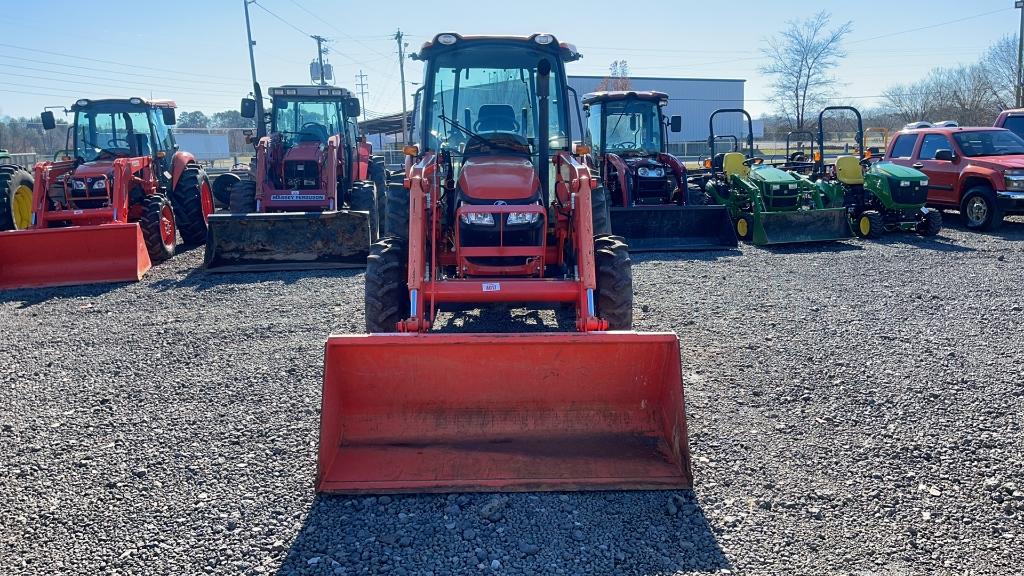 KUBOTA M6060 TRACTOR