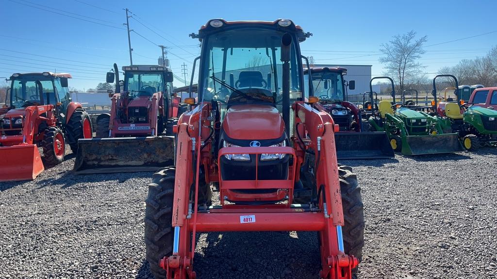 KUBOTA M6060 TRACTOR