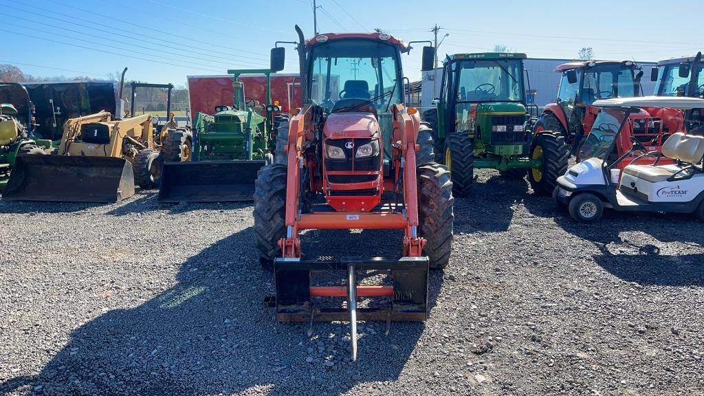 KUBOTA M9540 TRACTOR