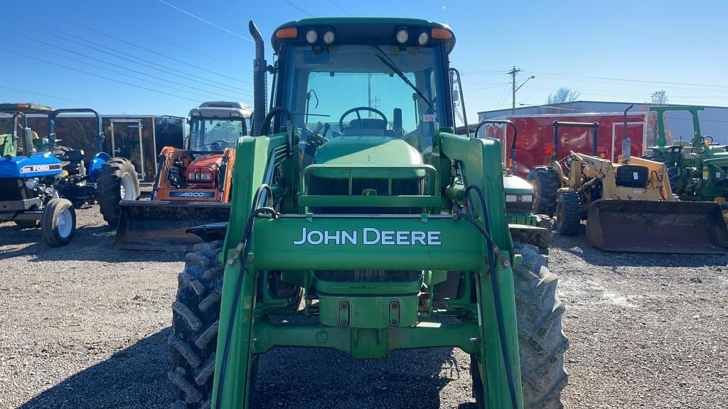 JOHN DEERE 6220 TRACTOR