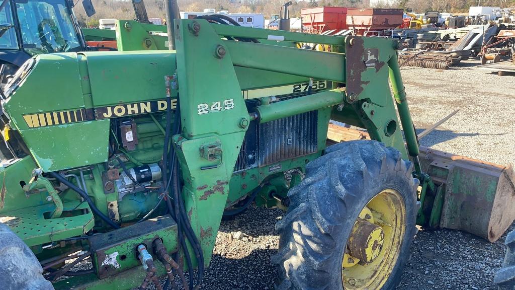 JOHN DEERE 2755 TRACTOR