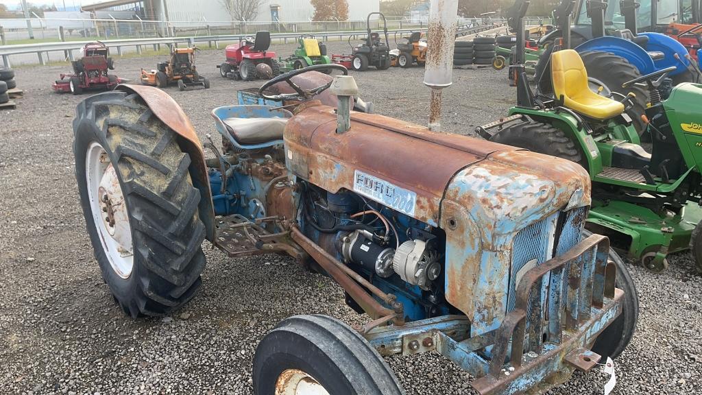 FORD 2000 DEXTER TRACTOR