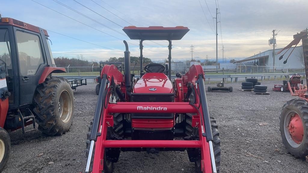 MAHINDRA 5545 TRACTOR