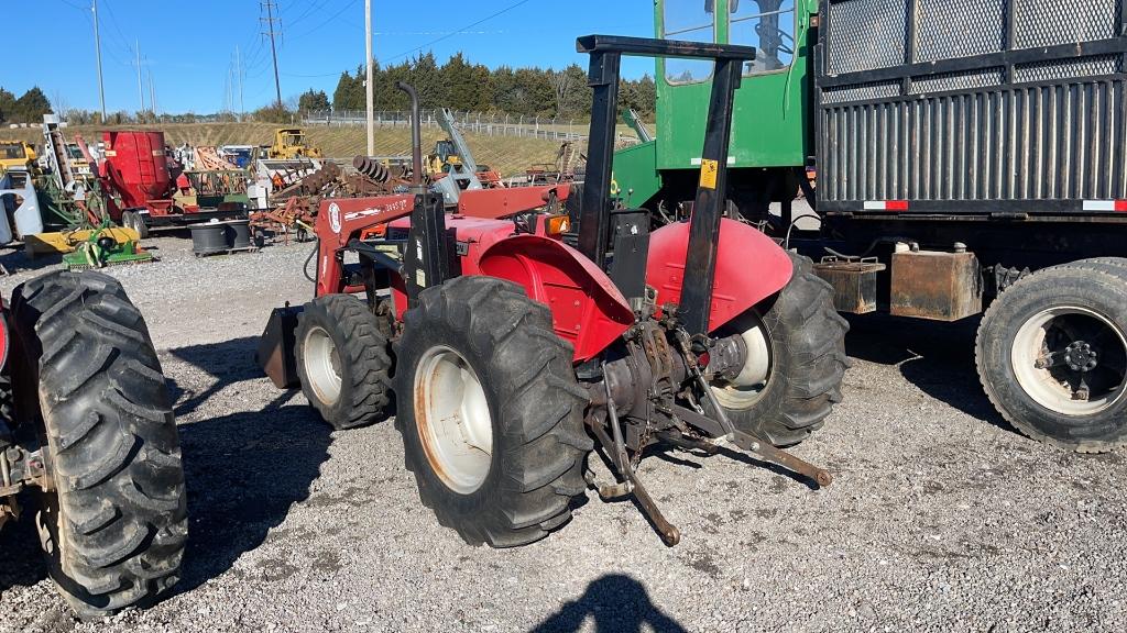 MASSEY FERGUSON 240 TRACTOR