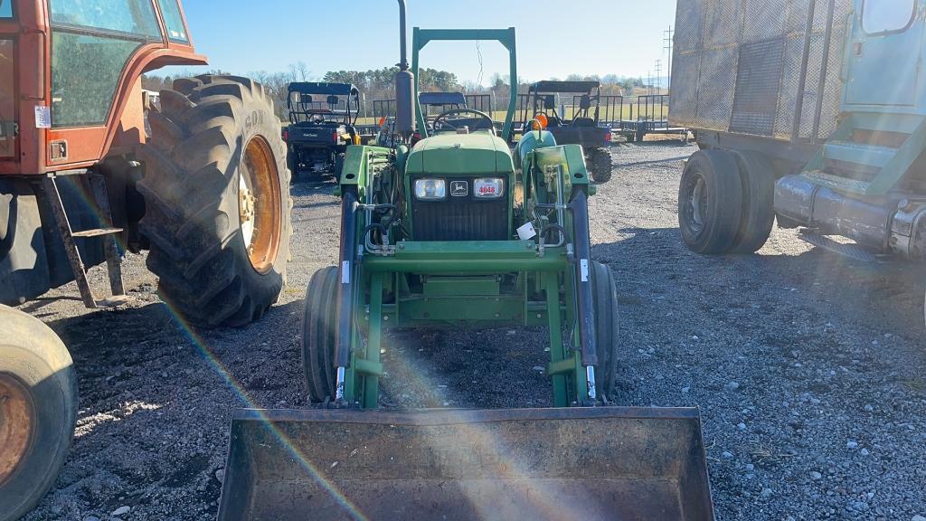 JOHN DEERE 1050 TRACTOR