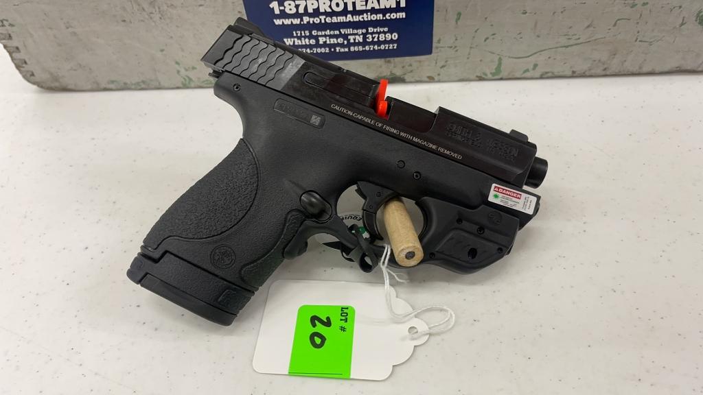 UNUSED SMITH AND WESSON M&P .40 SHIELD