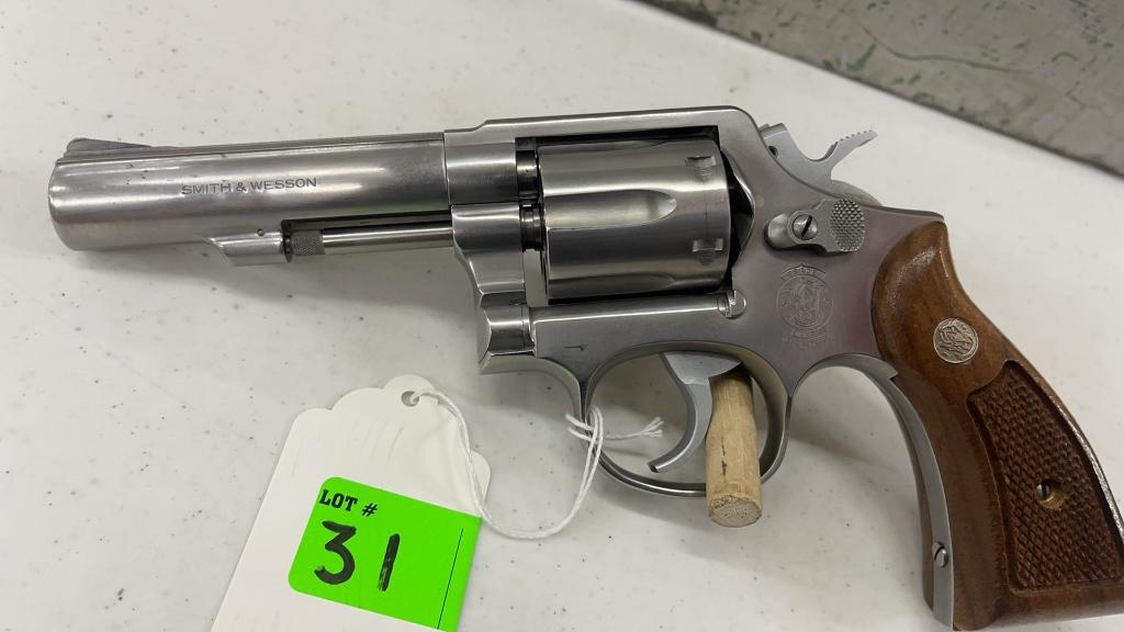 SMITH AND WESSON .38SPECIAL MODEL 64-5 REVOLVER