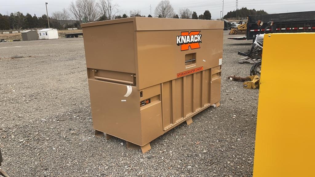 KNAACK STORAGEMASTER CHEST JOBSITE BOX