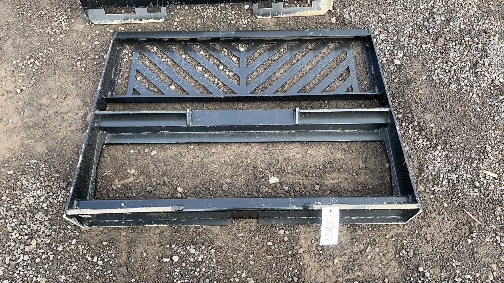 UNUSED SKID STEER PALLET FORK FRAME