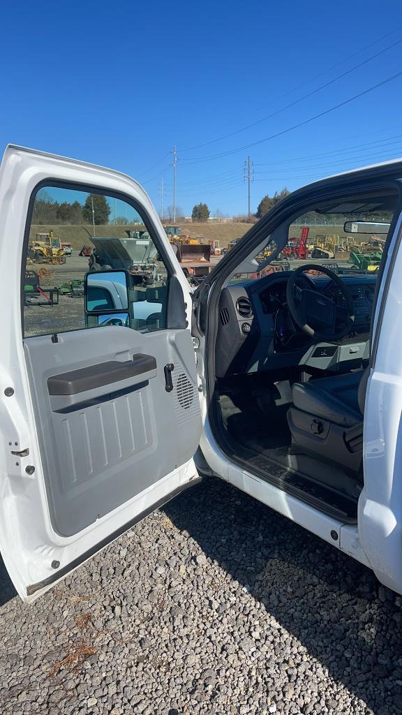 2012 FORD F-250 SUPER DUTY PICKUP TRUCK