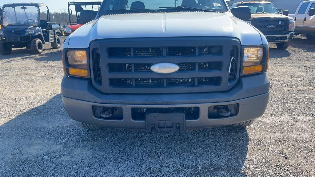 2006 FORD F-250 PICKUP TRUCK