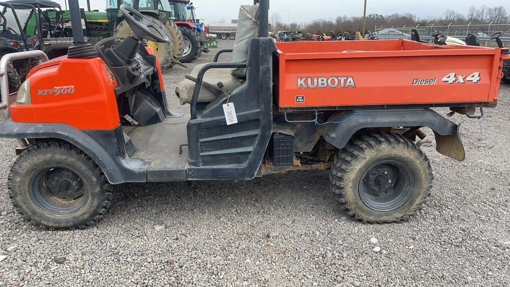 KUBOTA RTV900 SIDE BY SIDE