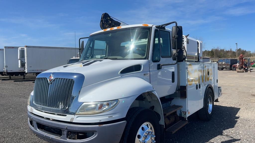 2012 INTERNATIONAL 4400 DURA STAR SERVICE TRUCK