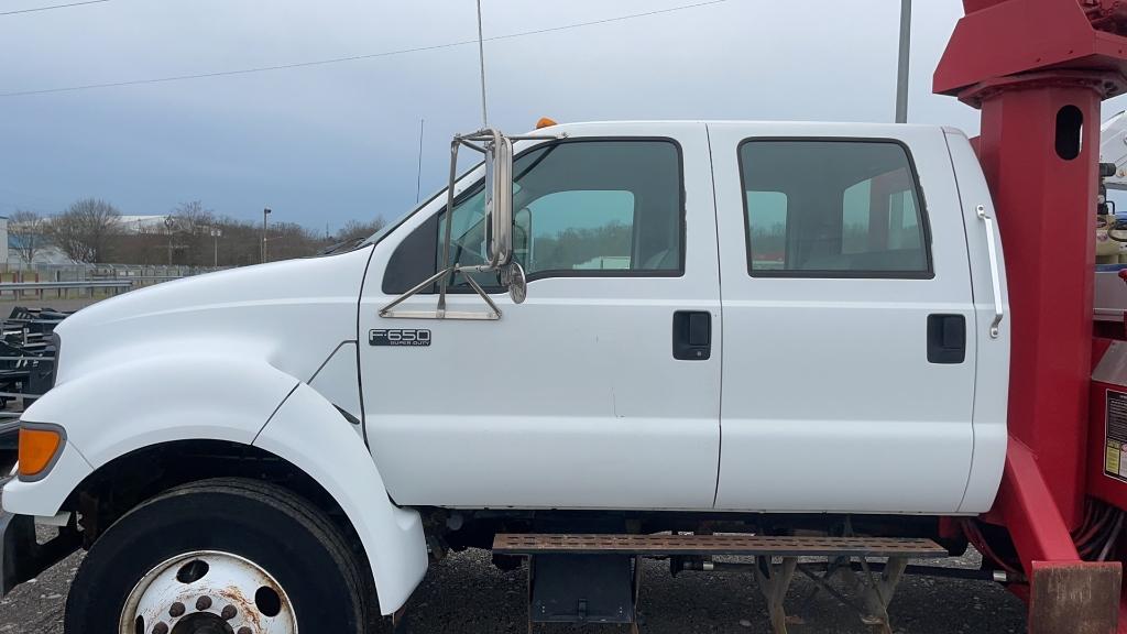 2000 FORD F-650 SERVICE TRUCK