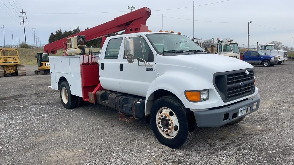 2000 FORD F-650 SERVICE TRUCK