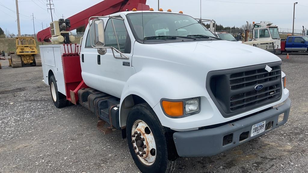 2000 FORD F-650 SERVICE TRUCK