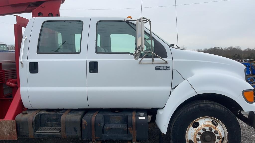 2000 FORD F-650 SERVICE TRUCK