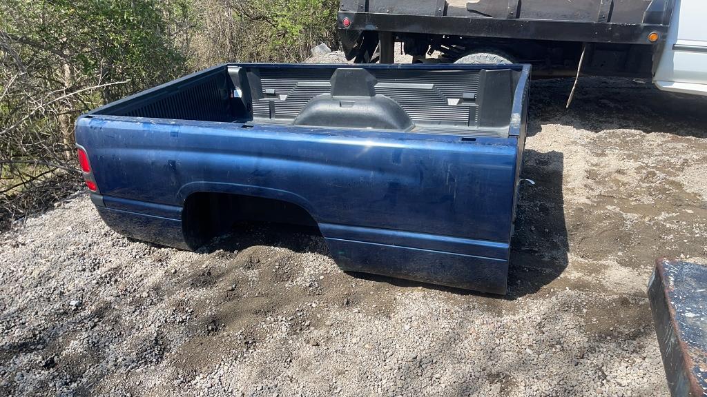 DODGE 2500 TRUCK BED