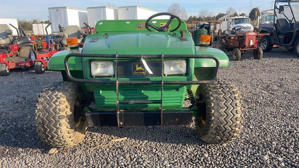 JOHN DEERE 6X4 GATOR