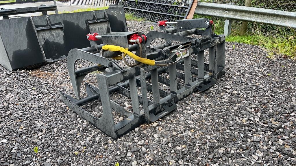 UNUSED 72" SKID STEER SKELETON GRAPPLE BUCKET