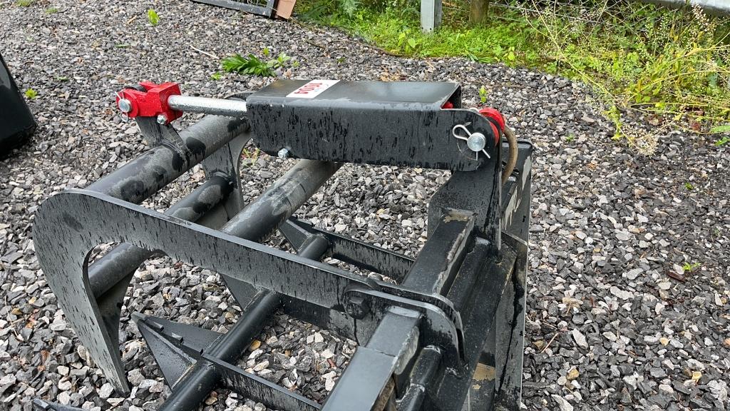 UNUSED 72" SKID STEER SKELETON GRAPPLE BUCKET