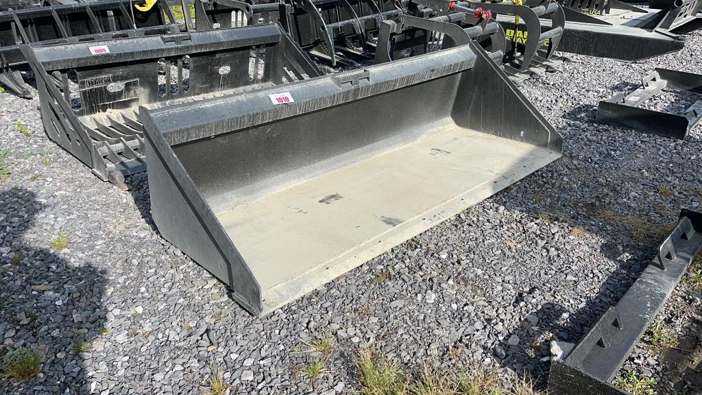 UNUSED SKID STEER 80" SMOOTH BUCKET