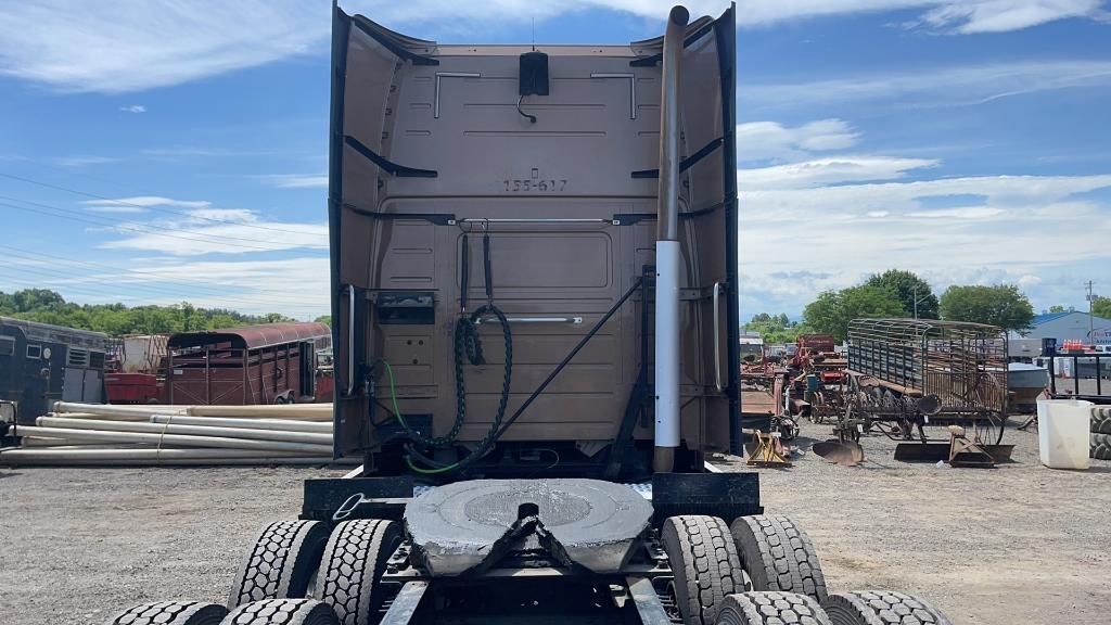 2018 VOLVO VNL64T670 TANDEM AXLE ROAD TRACTOR