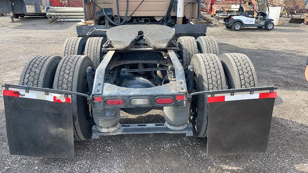 2018 VOLVO VNL64T670 TANDEM AXLE ROAD TRACTOR