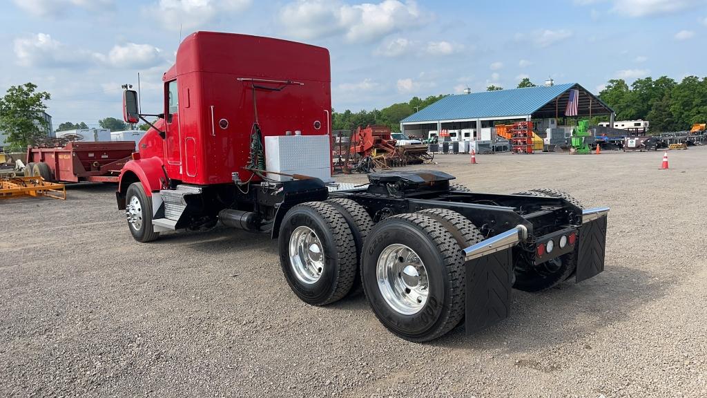 2008 KENWORTH T800 TANDEM AXLE SLEEPER SEMI TRUCK