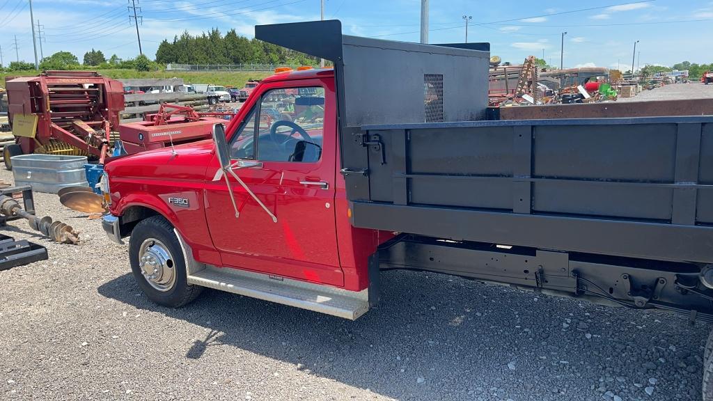 1997 FORD F-350 SINGLE AXLE DUMP TRUCK