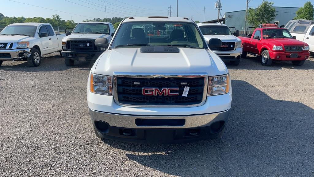 2011 GMC 2500 HD PICKUP TRUCK