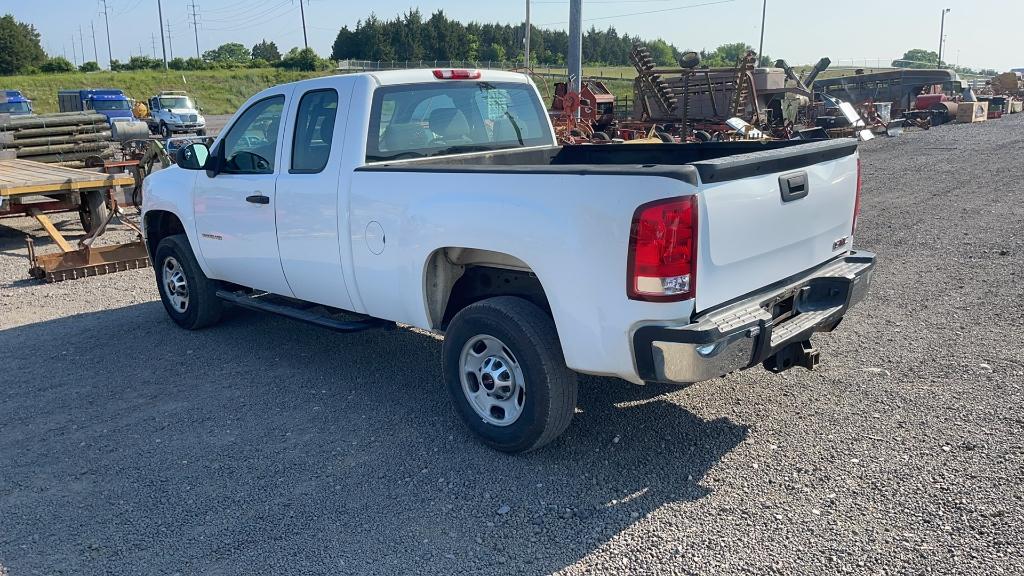 2011 GMC 2500 HD PICKUP TRUCK