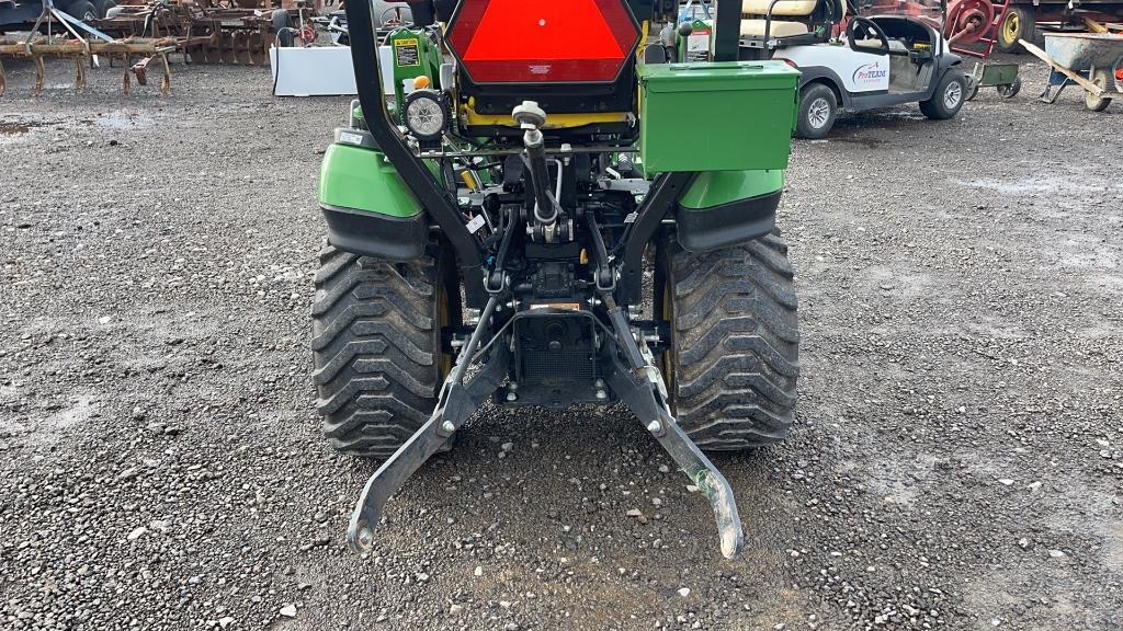 JOHN DEERE 1025R TRACTOR