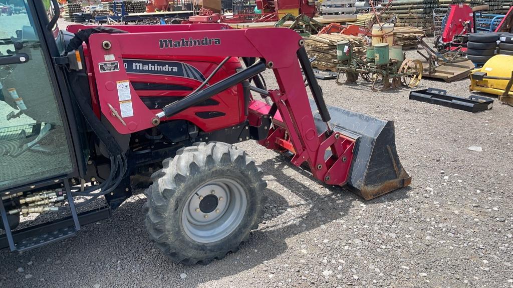 MAHINDRA 5010 TRACTOR