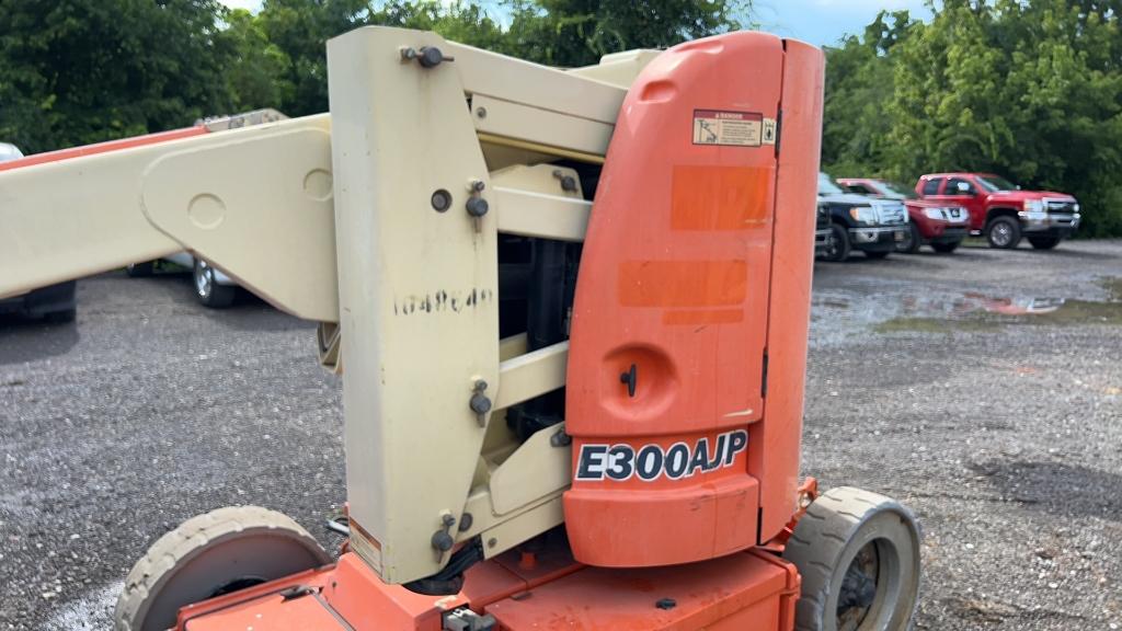 2008 JLG E300AJP ELECTRIC BASKET LIFT