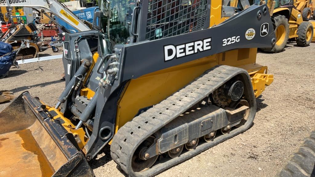 2019 DEERE 325G SKID STEER