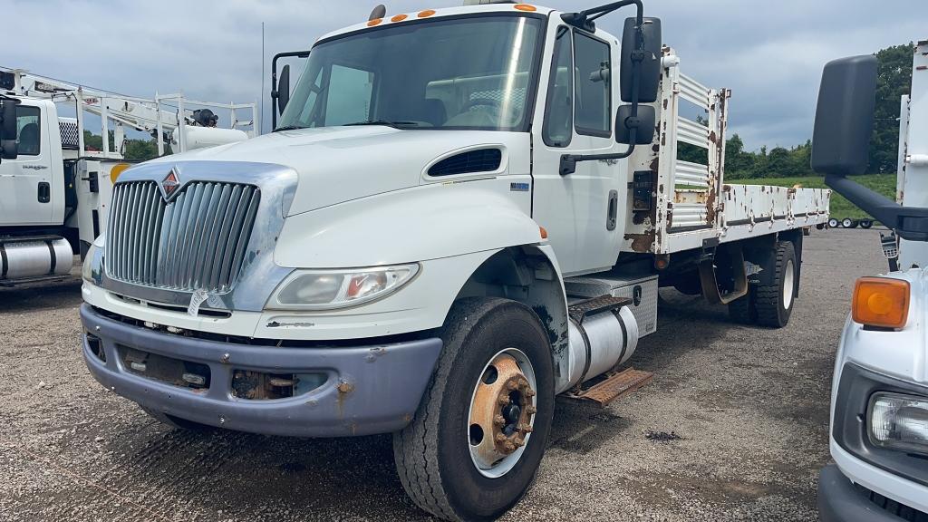 2013 INTERNATIONAL DURA STAR FLATBED TRUCK