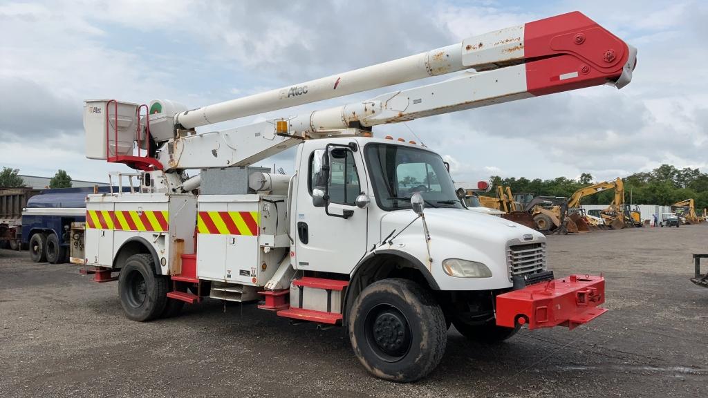 2007 FREIGHTLINER BUSINESS CLASS M2 BUCKET TRUCK