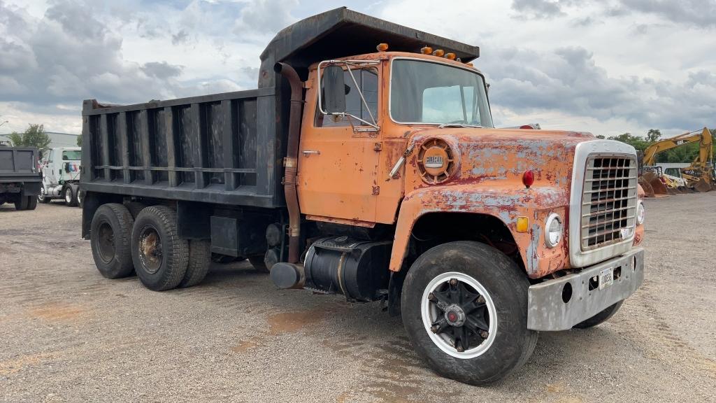 1976 FORD 9000 TANDEM AXLE DUMP TRUCK