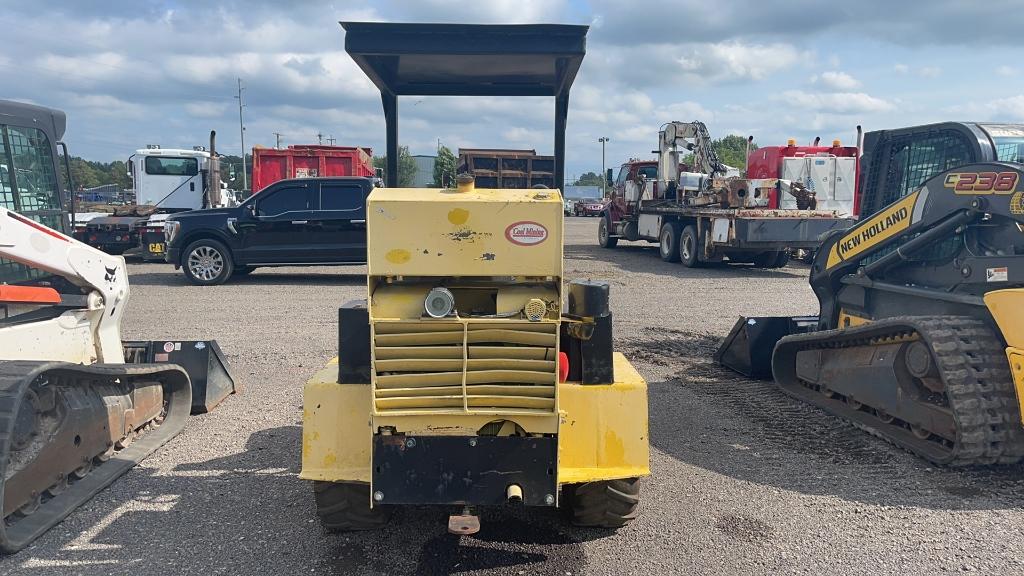 SWINGER 100 ARTICULATED WHEEL LOADER