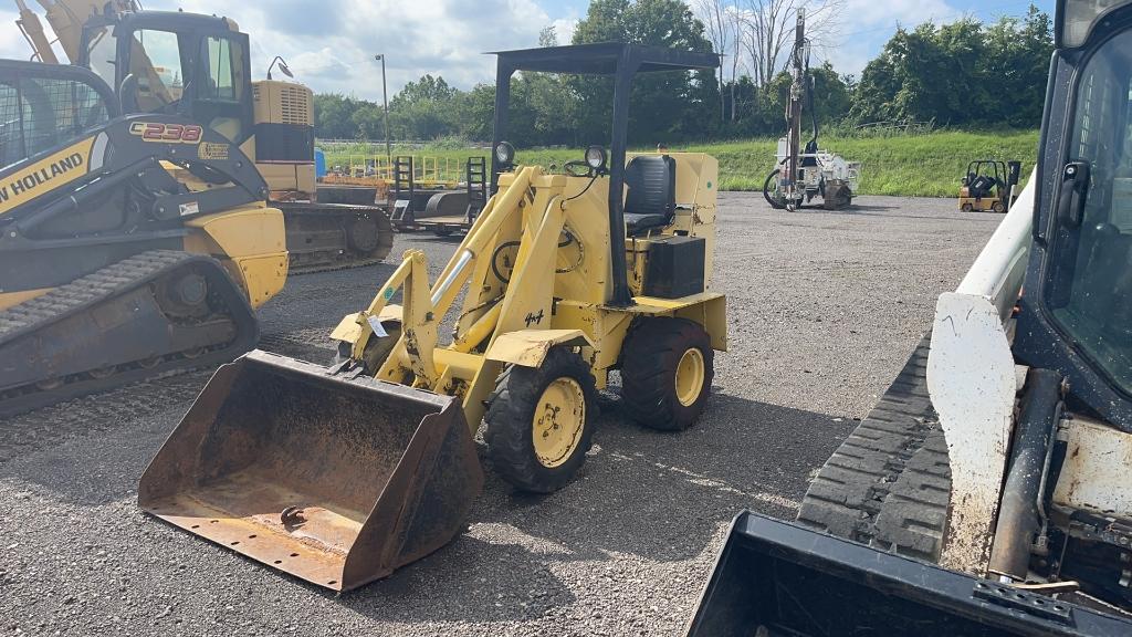 SWINGER 100 ARTICULATED WHEEL LOADER