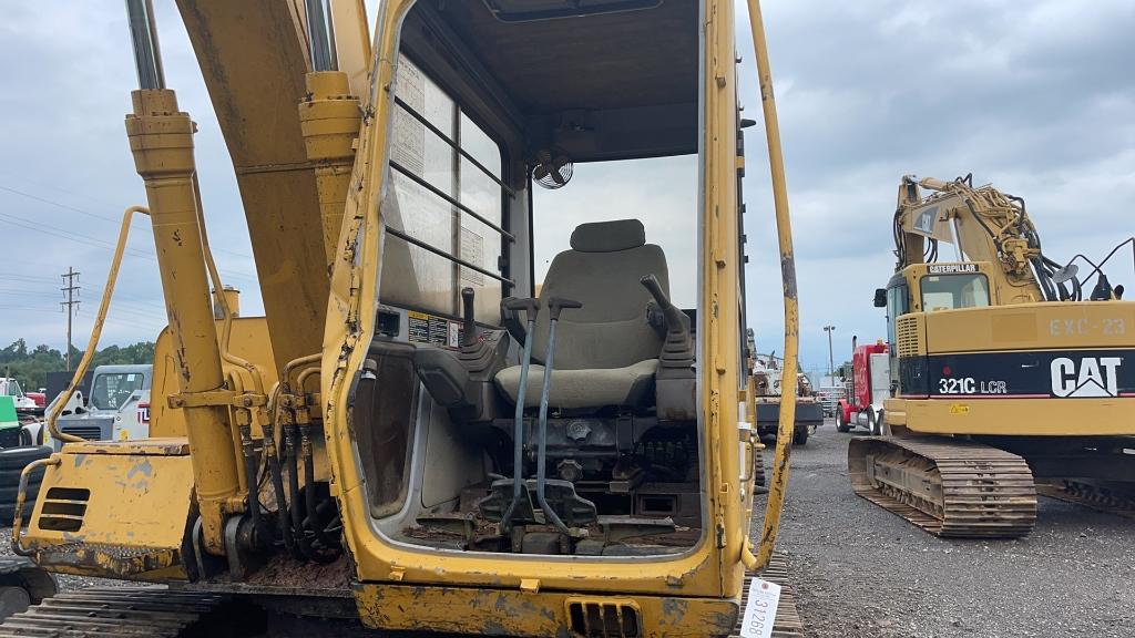 JOHN DEERE 490E EXCAVATOR