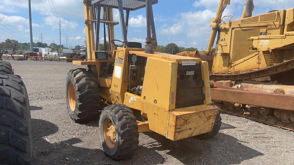 CASE 586E ALL TERRIAN FORKLIFT