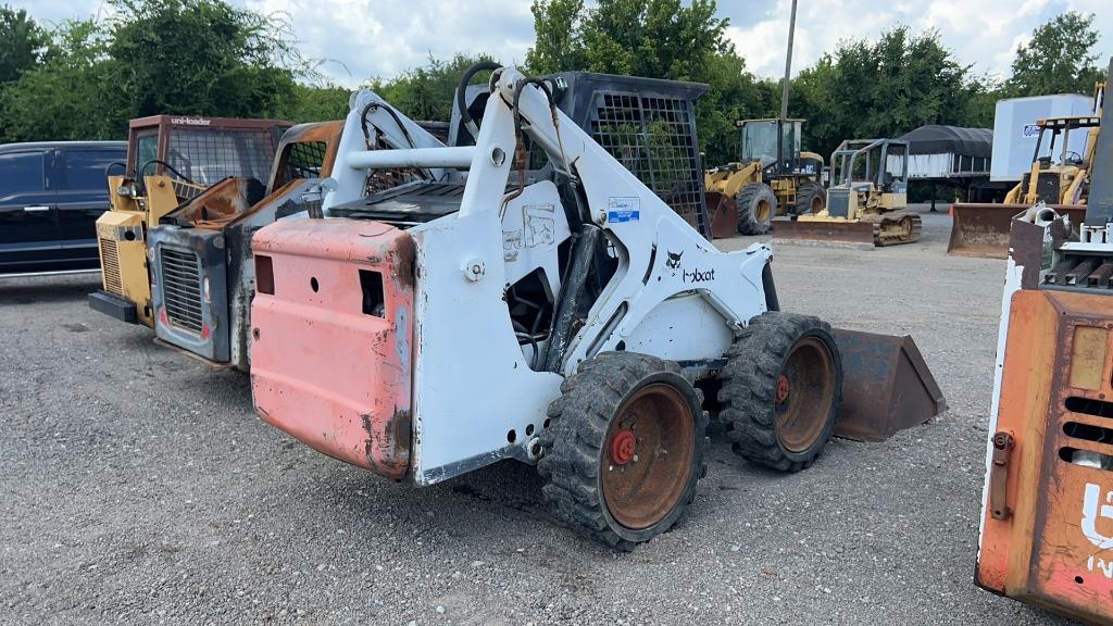 BOBCAT SKID STEER