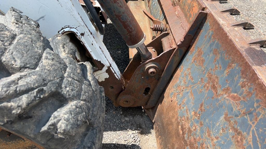 BOBCAT SKID STEER