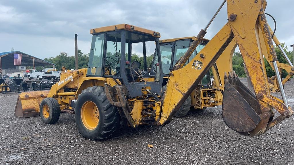 JOHN DEERE 310C BACKHOE LOADER