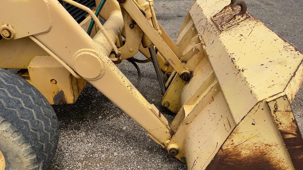 JOHN DEERE 710B LOADER/BACKHOE